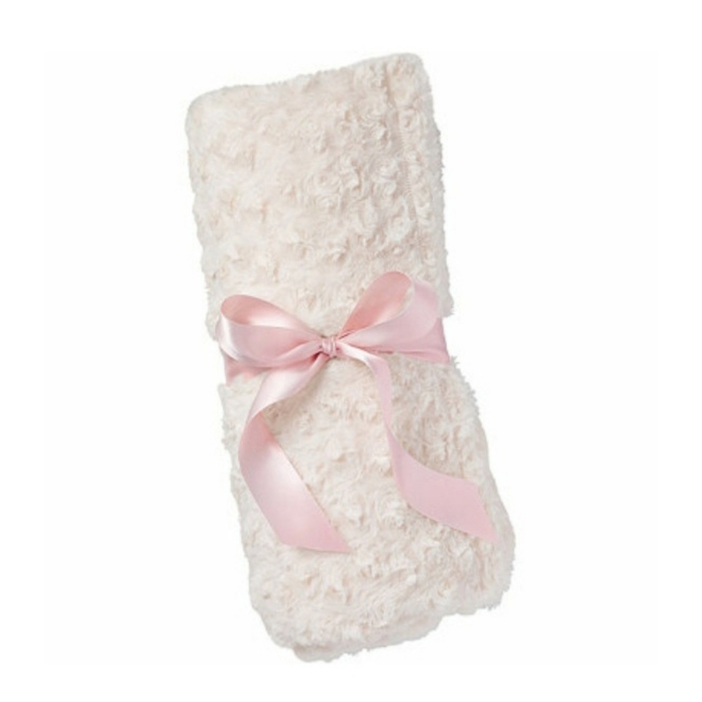 NEW Ulta Plush Rosette Limited Edition Soft Throw Blanket